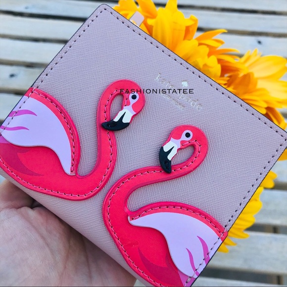 Kate spade flamingo by the pool zip bifold wallet - Picture 3 of 8